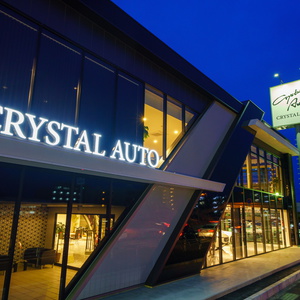 CRYSTAL AUTO